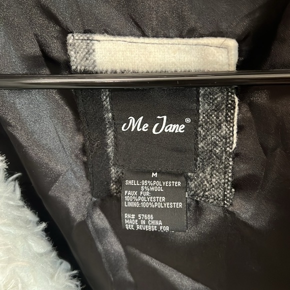 Buffalo Plaid Black/White Vest - Picture 2 of 3